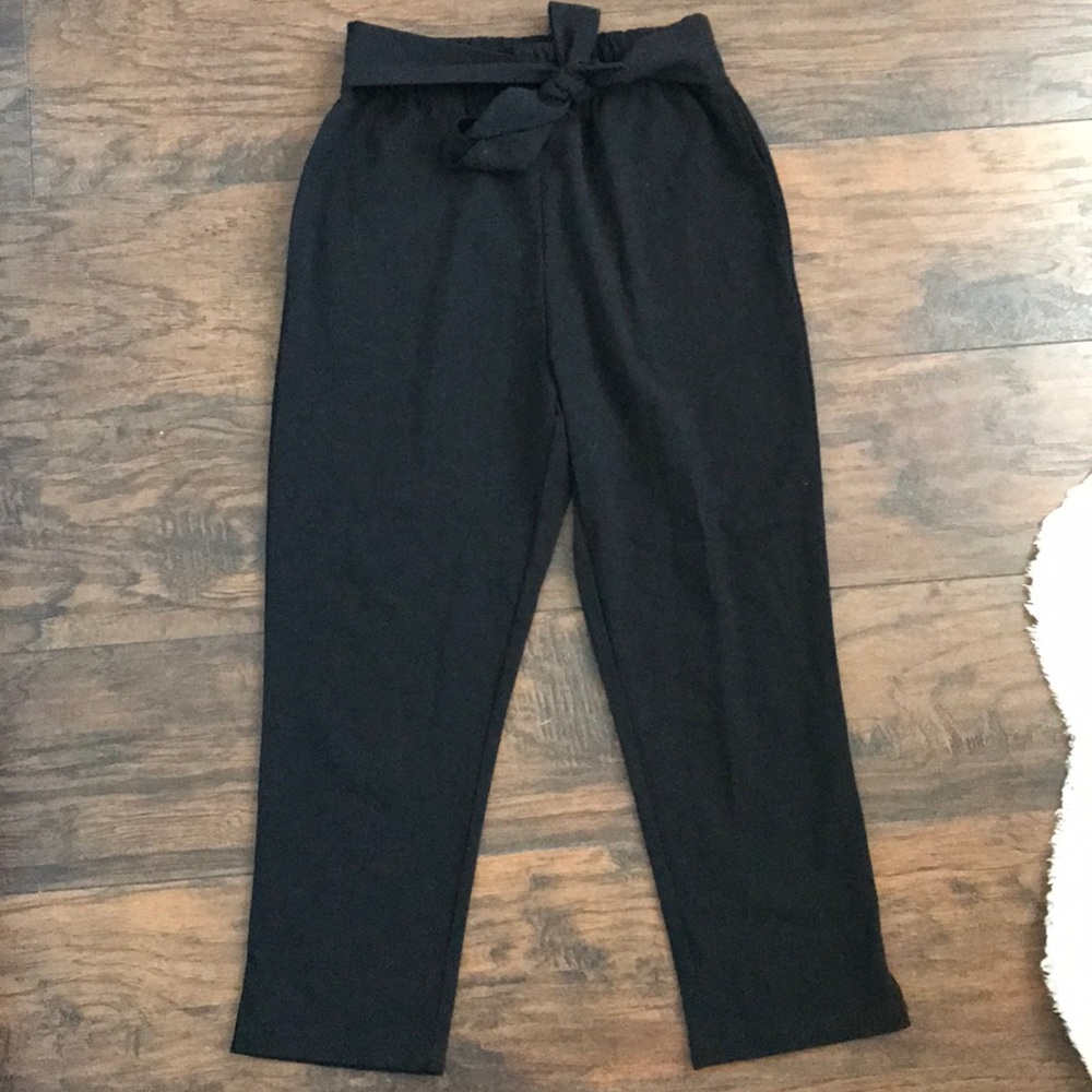 black flared out pants